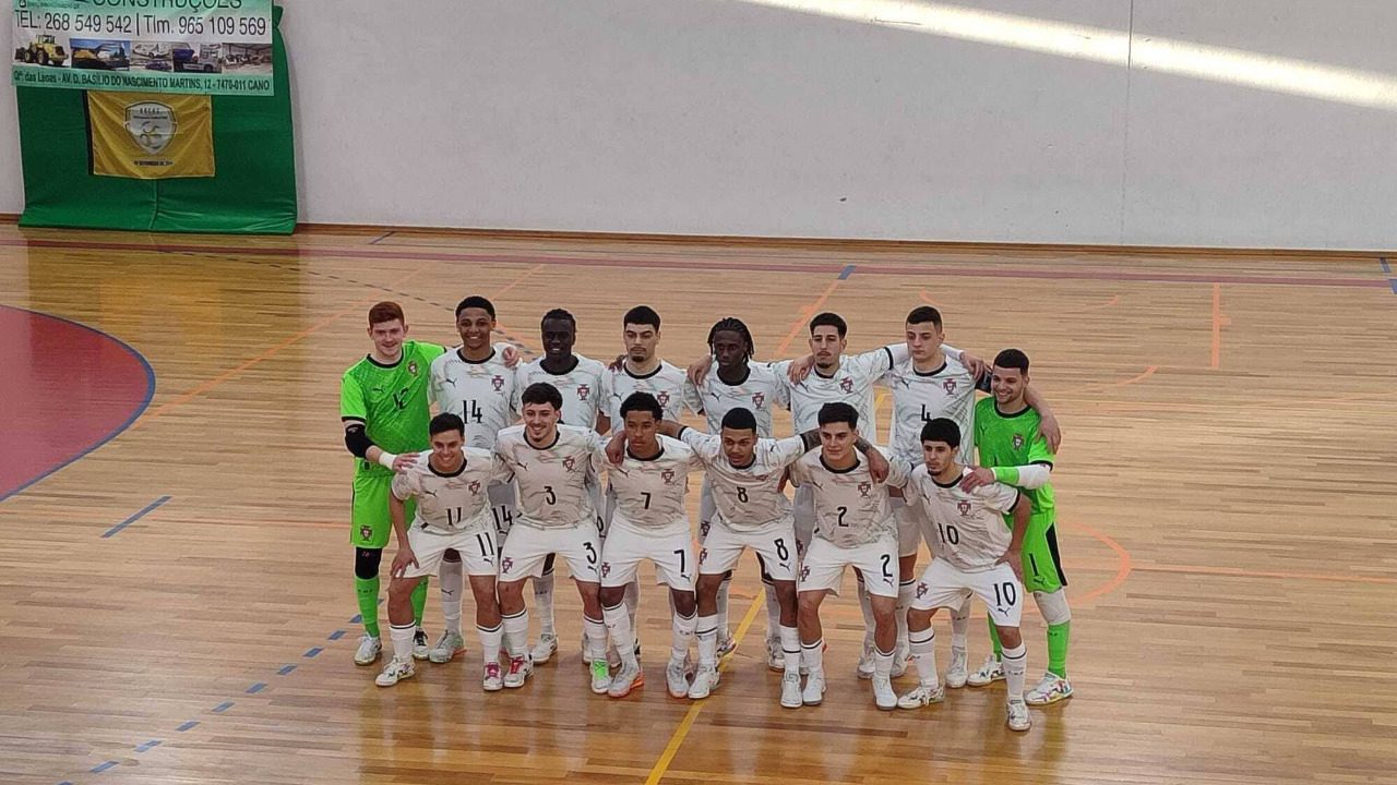 Futsal em Sousel: Seleções portuguesa e angolana Sub-23