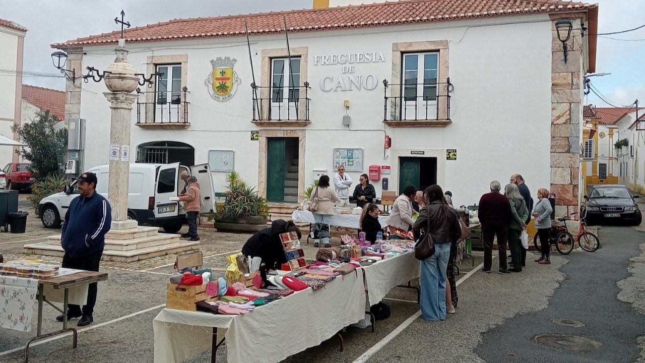 Mais uma edição d' "O Mercado Vai à Praça"